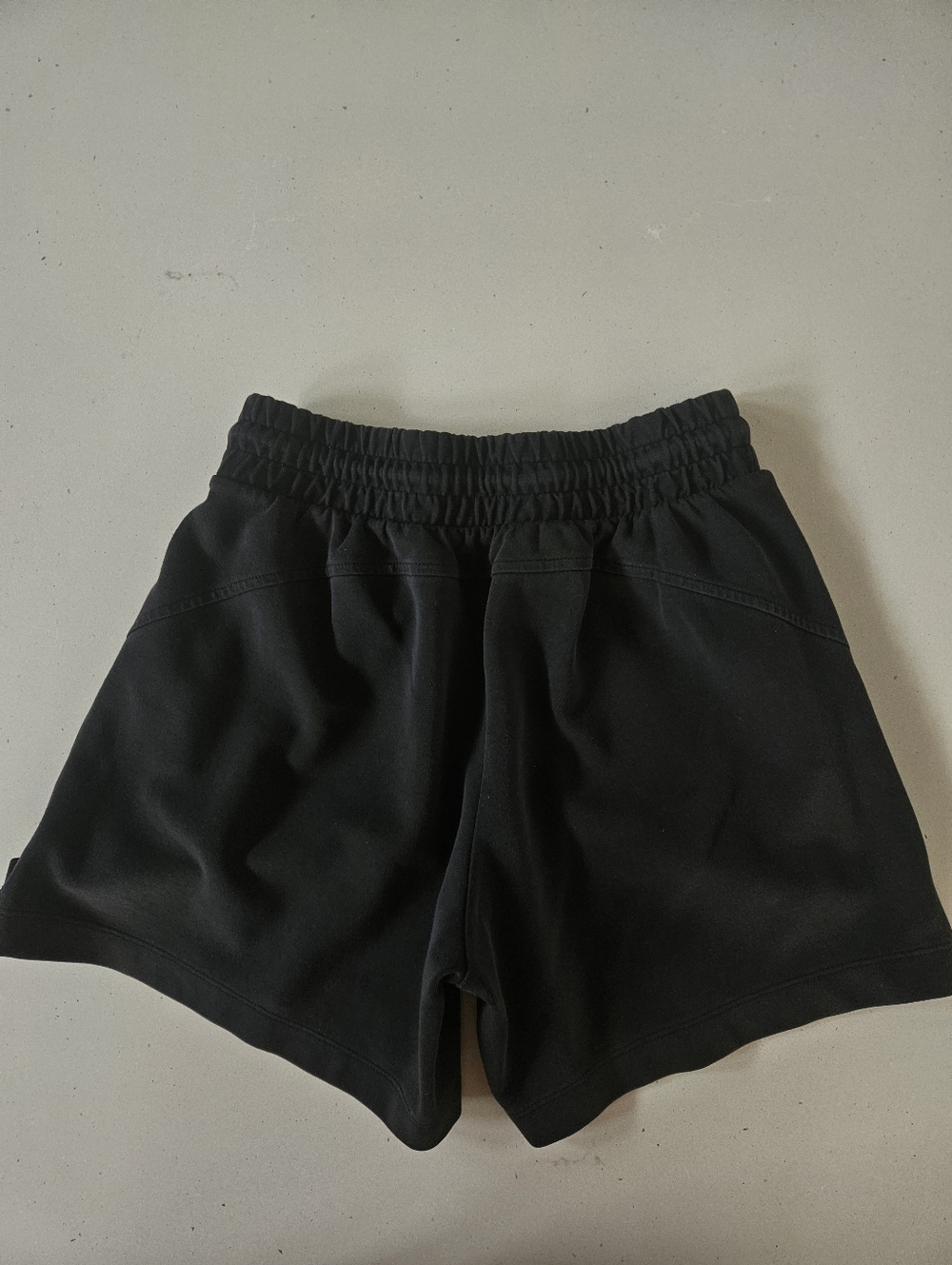 Women’s Old Navy Shorts Lot Active Dynamic Fleece High Rise Breathable Small - Picture 4 of 8